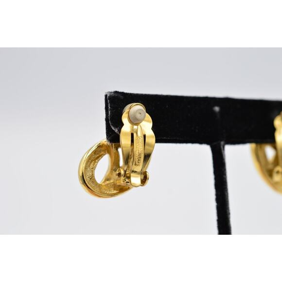 Givenchy Knot Clip Earrings Pretzel Gold Tone Runway Signed Vintage 1980s BinAB - Picture 9 of 11